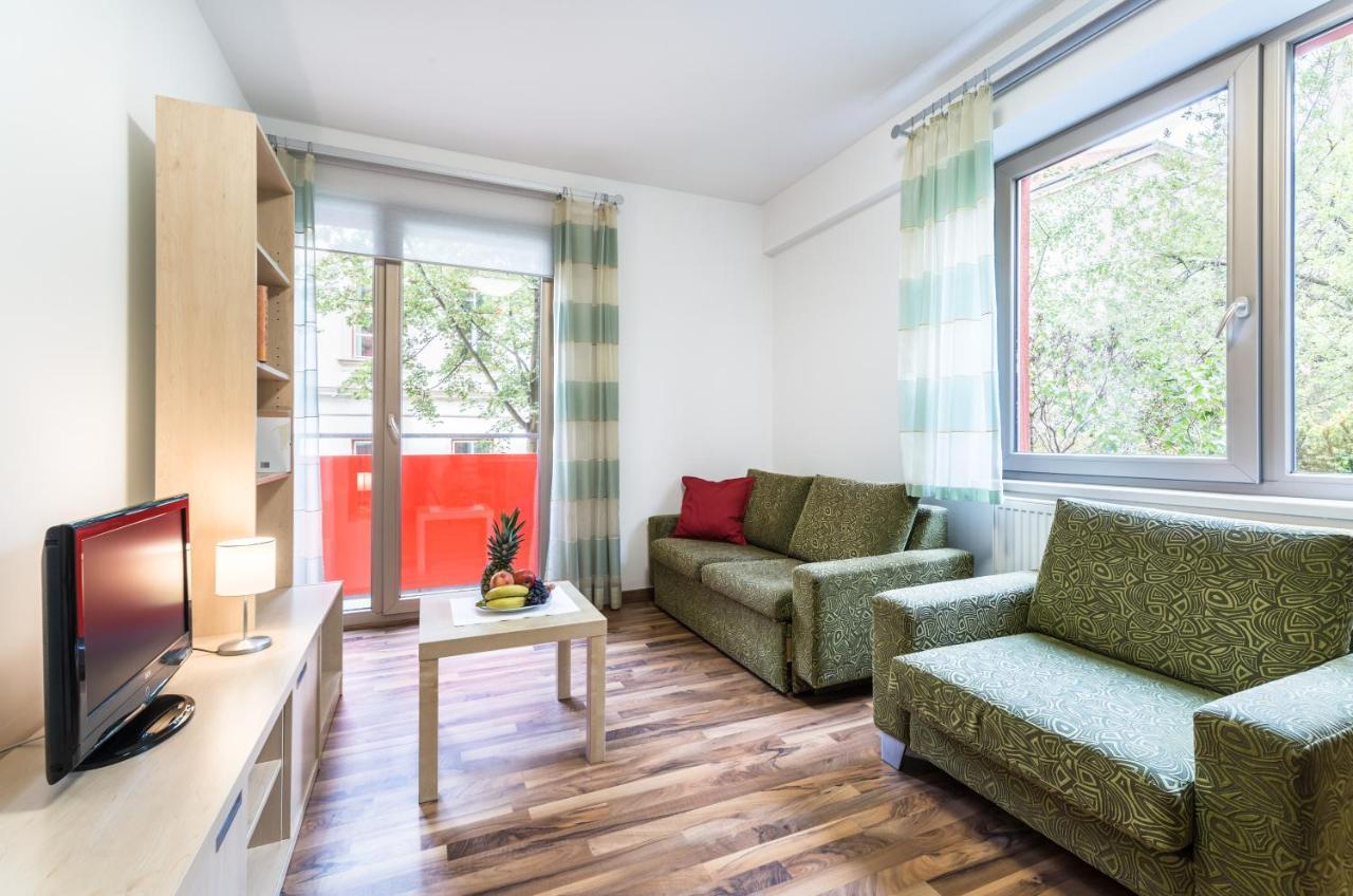 Penzion Paloucek Prague Extérieur photo